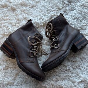 Sorel Cate Lace Up Boots